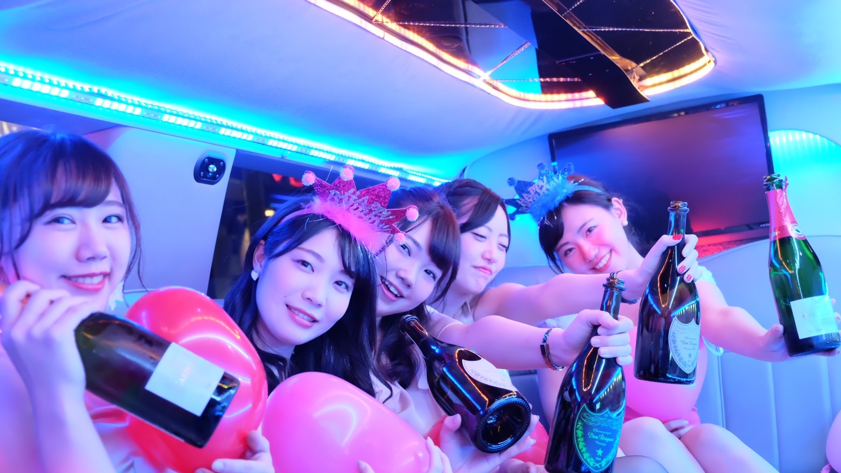 女子会 リムジンパーティー リムジン女子会 女子会おすすめ