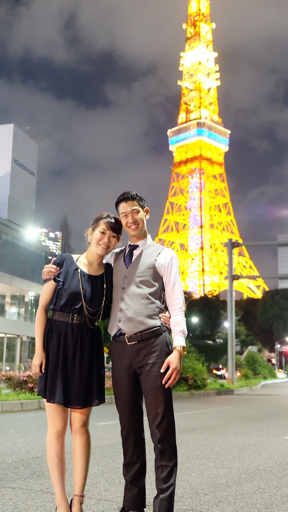 リムジンカップルデートが東京タワーで二人だけの時間をお過ごし下さい